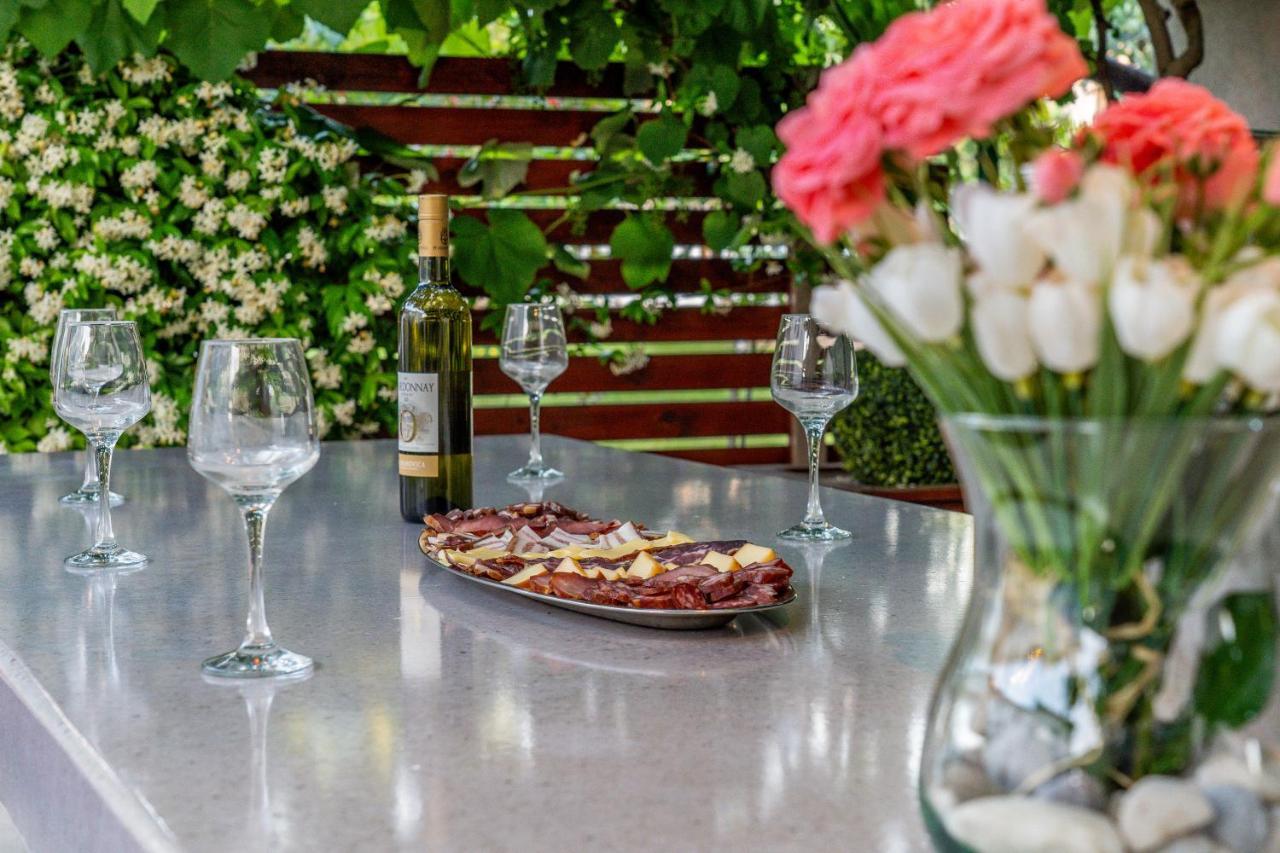 Apartment Suncica Пула Екстериор снимка