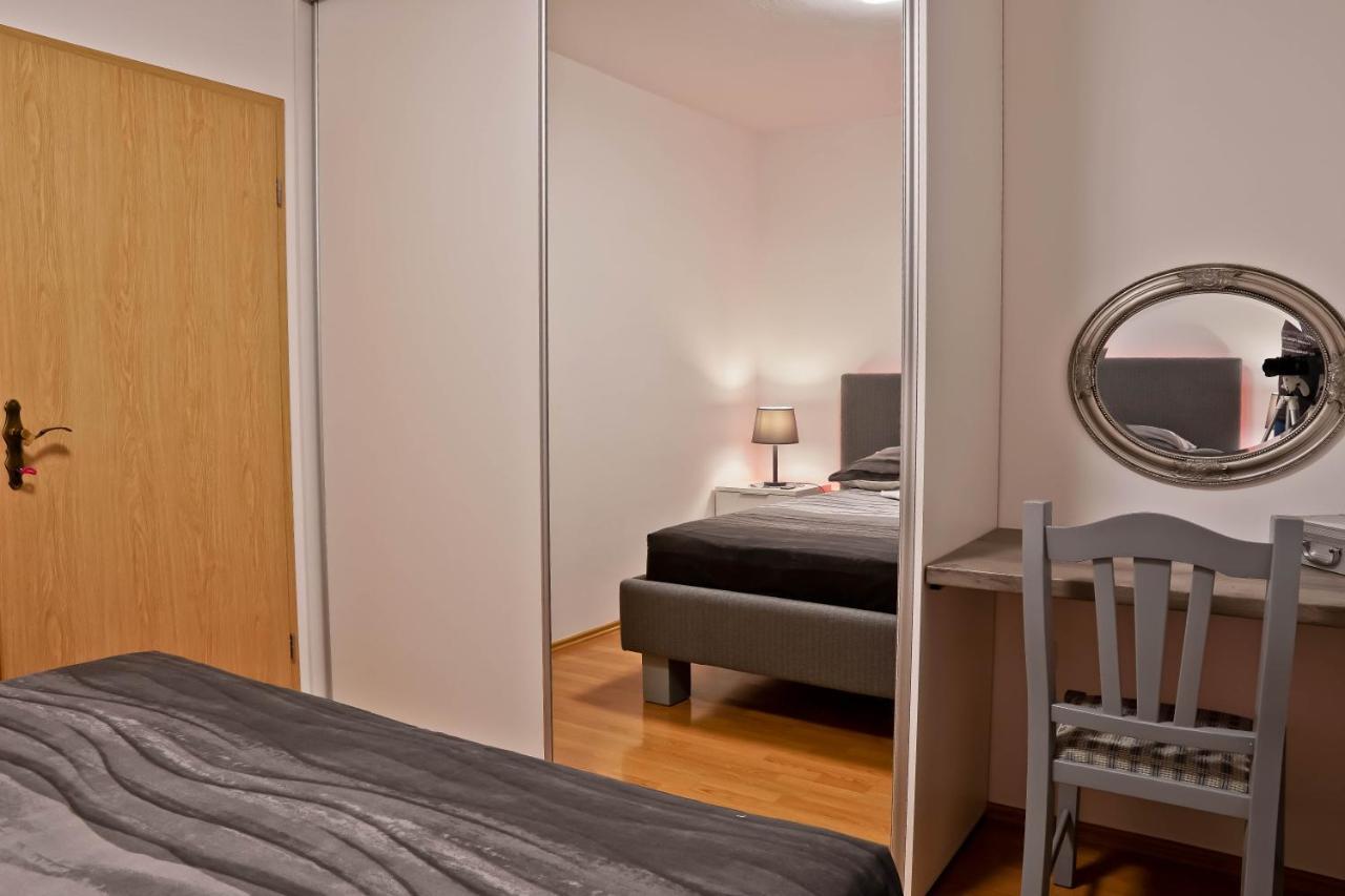 Apartment Suncica Пула Екстериор снимка
