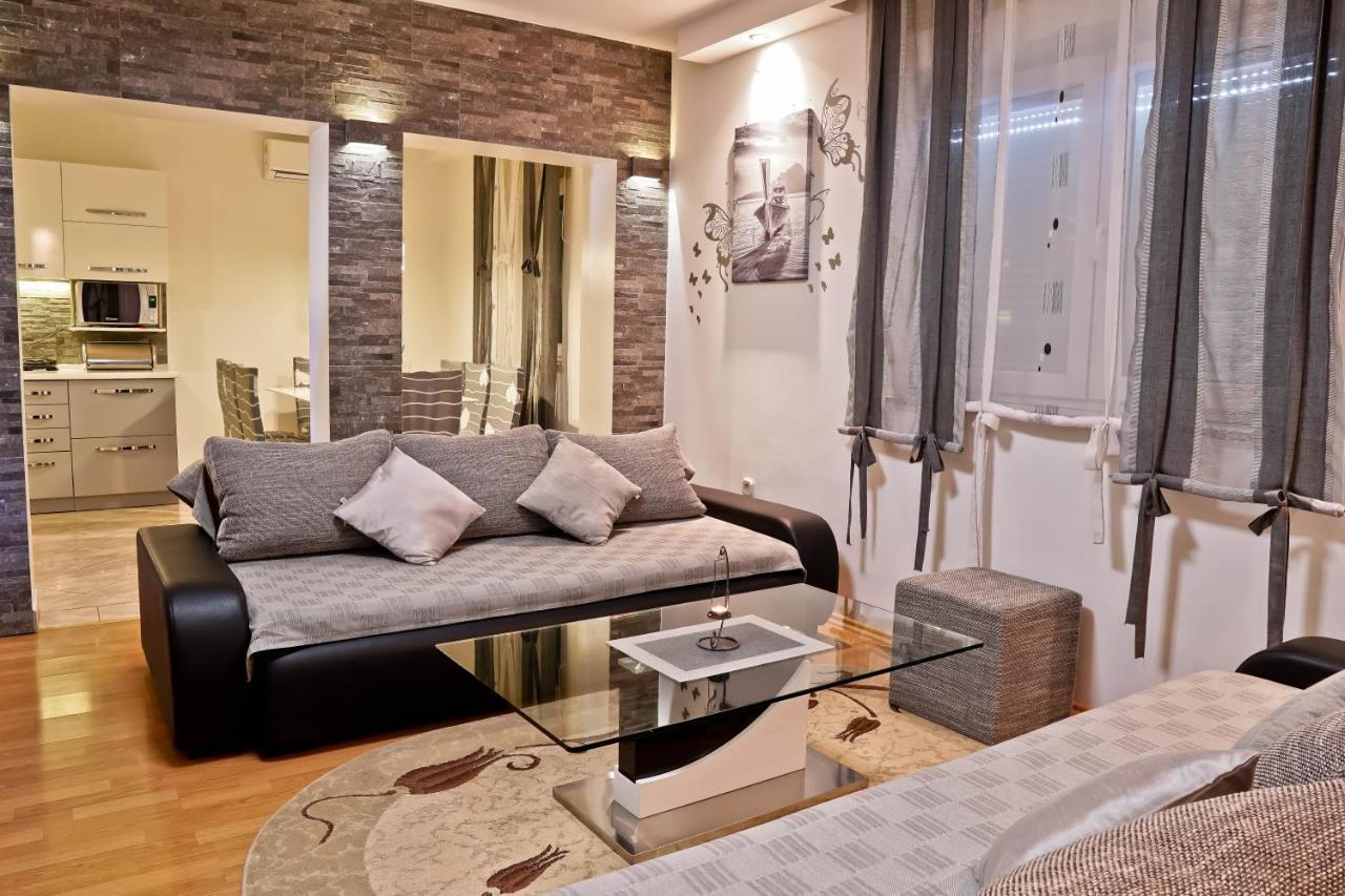 Apartment Suncica Пула Екстериор снимка